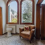 Palazzino Veneziano - Charme In The Serenissima 아파트 *