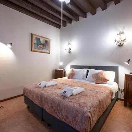 Palazzino Veneziano - Charme In The Serenissima Apartamento