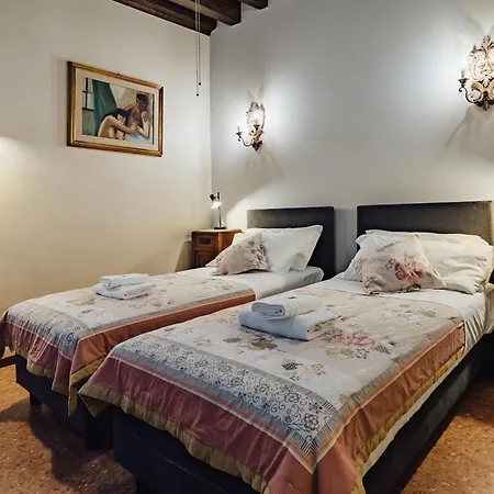 Palazzino Veneziano - Charme In The Serenissima 아파트